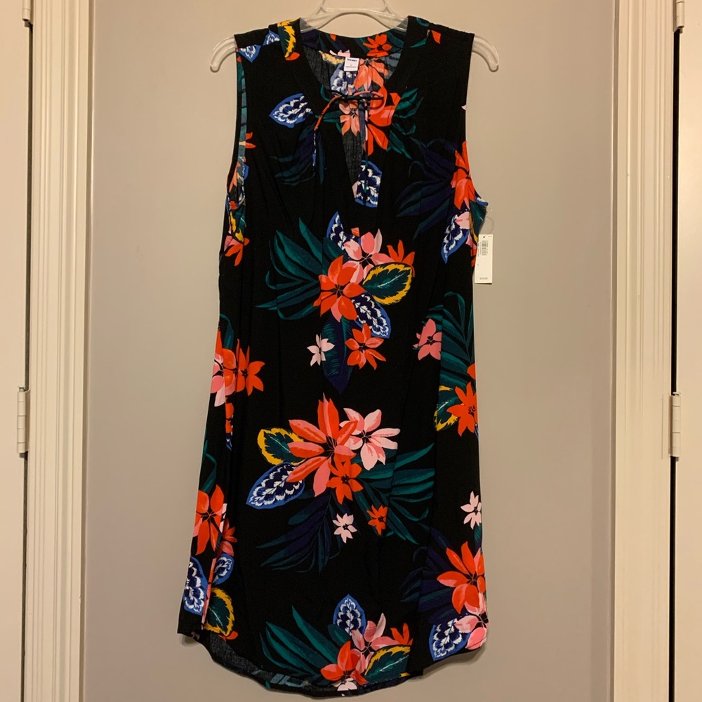 Old Navy Hawaiian Floral Dress